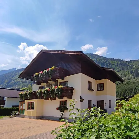 Haus Hubertus Apartment *